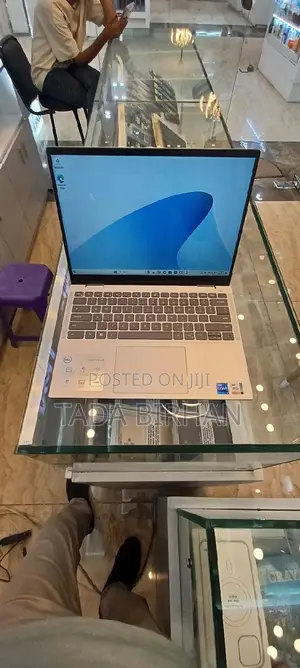 New Laptop Dell Inspiron 15 16GB Intel Core I7 SSD 1T