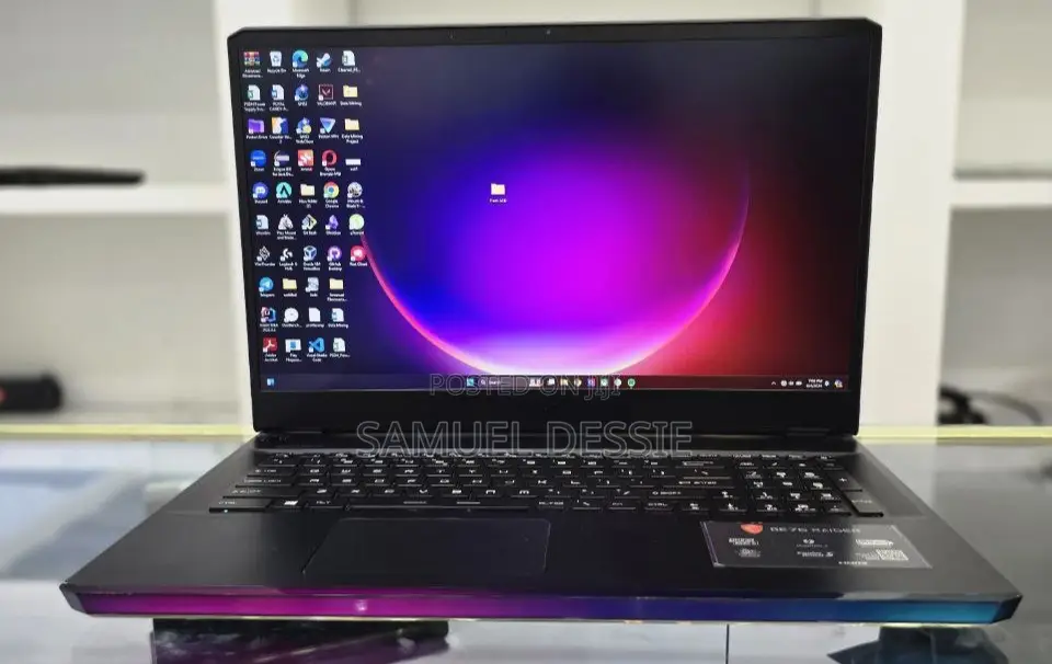 Laptop MSI GP75 Leopard 16GB Intel Core I7 SSD 1T