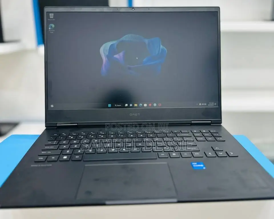 New Laptop HP Omen 16 16GB Intel Core I5 SSD 512GB