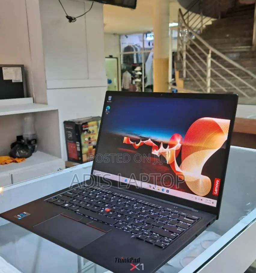 New Laptop Lenovo ThinkPad X1 Carbon 16GB Intel Core I7 SSD 512GB