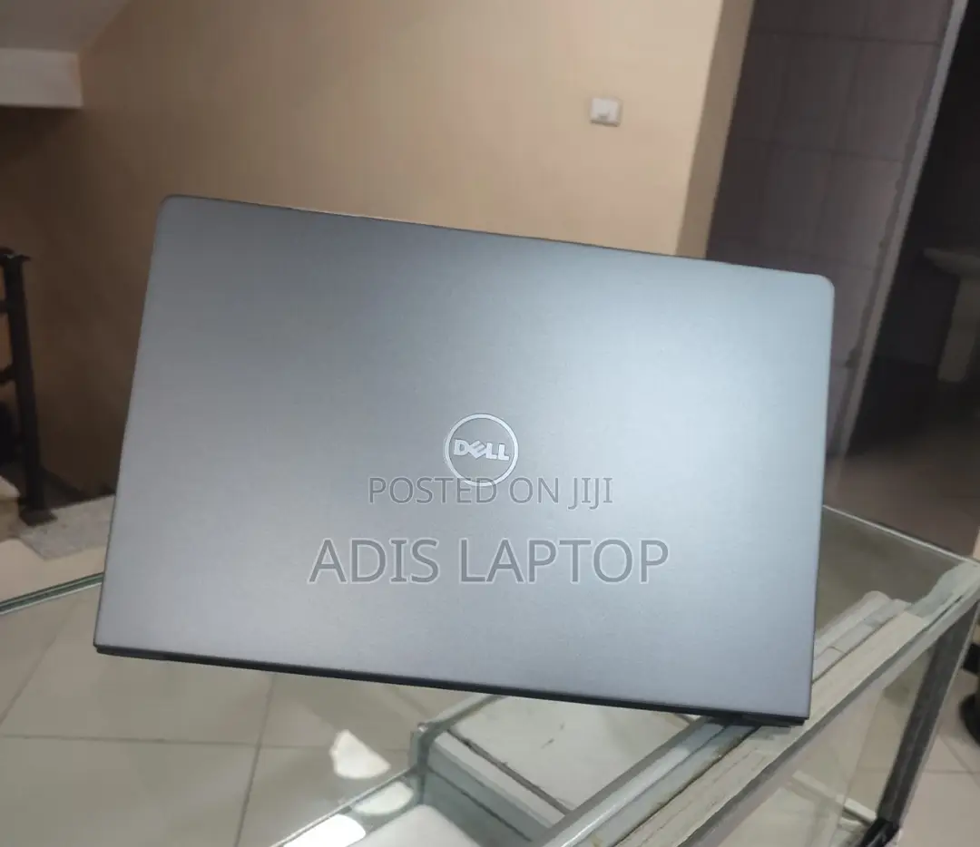 New Laptop Dell Vostro 1220 8GB Intel Core I5 SSD 256GB