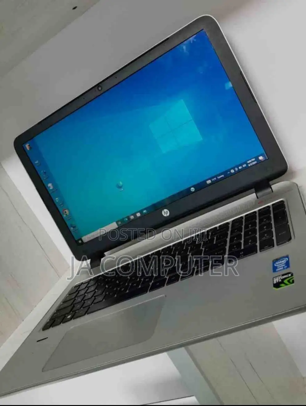 New Laptop HP Envy X360 8GB Intel Core I5 SSD 512GB