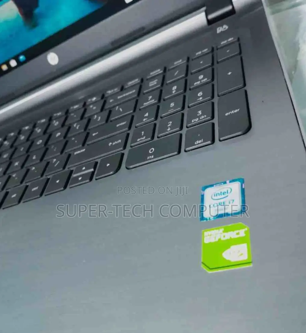New Laptop HP Envy 13 8GB Intel Core I7 HDD 1T