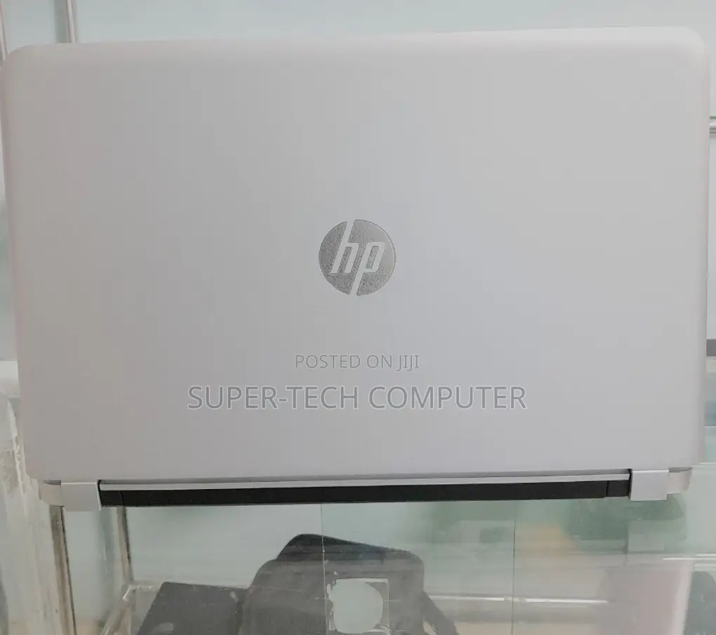 New Laptop HP Envy 13 8GB Intel Core I7 HDD 1T