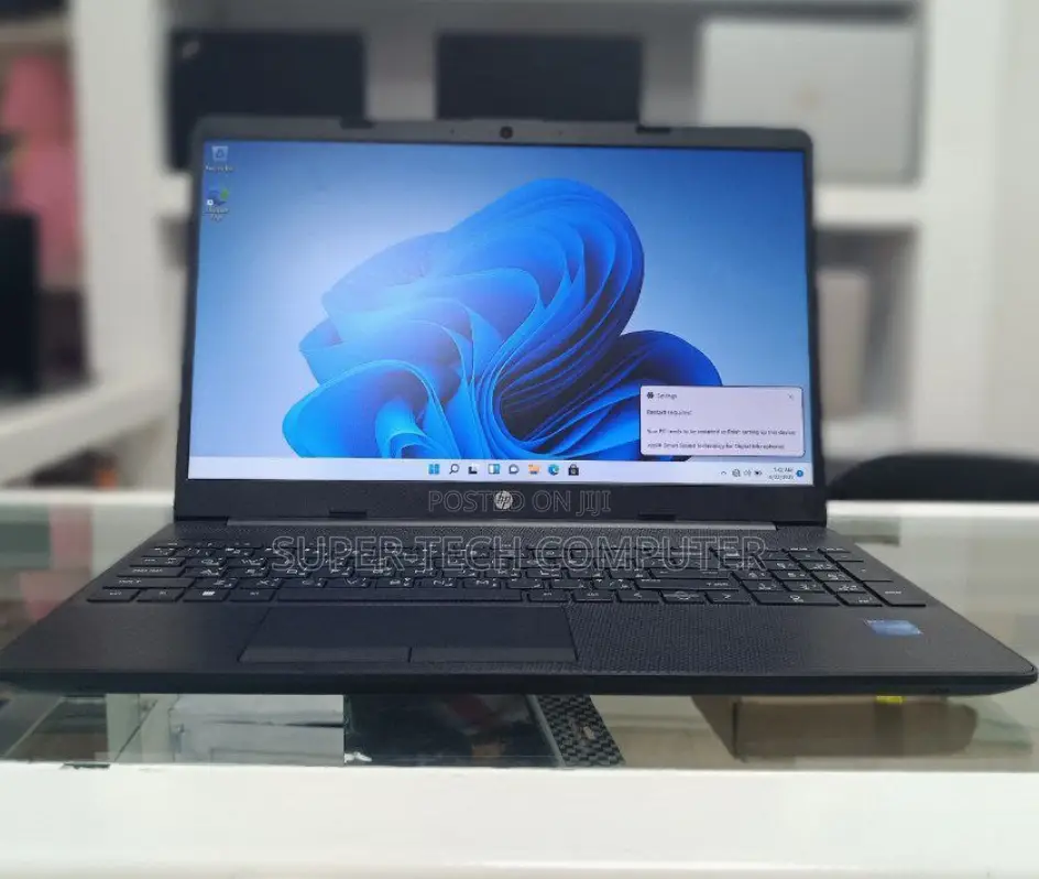 New Laptop HP Stream Notebook 16GB Intel Core I7 SSD 512GB