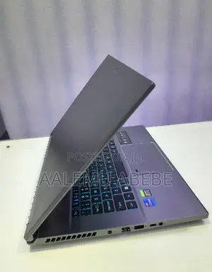 New Laptop Acer Predator Triton 500 SE 16GB Intel Core I7 SSD 1T