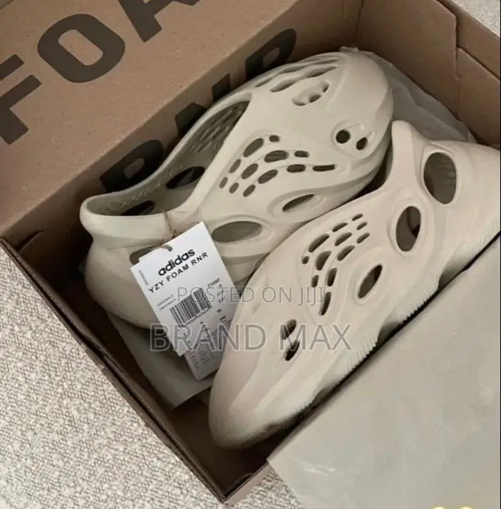 Adidas Yeezy Foam Runner Master Quality