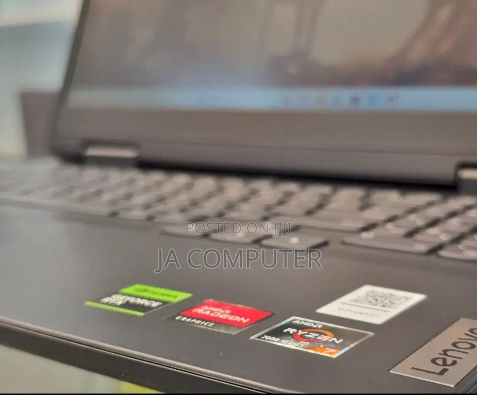 New Laptop Lenovo Ideapad 3 16GB AMD Ryzen 7 SSD 512GB