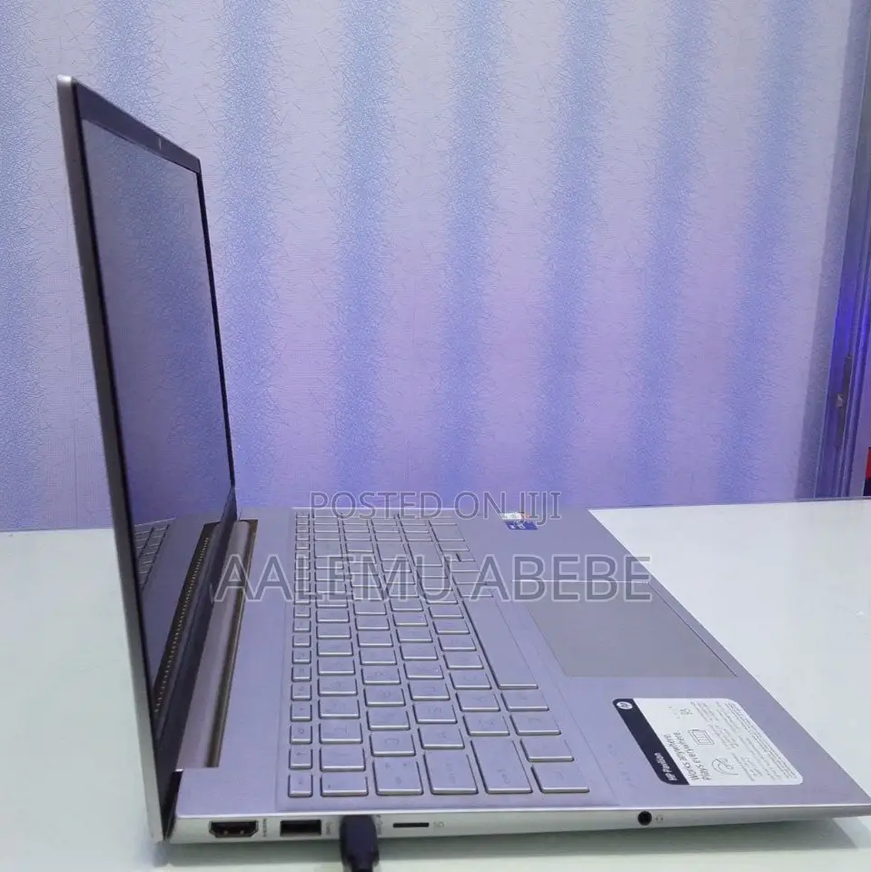 New Laptop HP Pavilion 15 16GB Intel Core I7 SSD 512GB