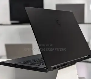 New Laptop MSI Creator 17 B11ue-412 16GB Intel Core I7 SSD 1T