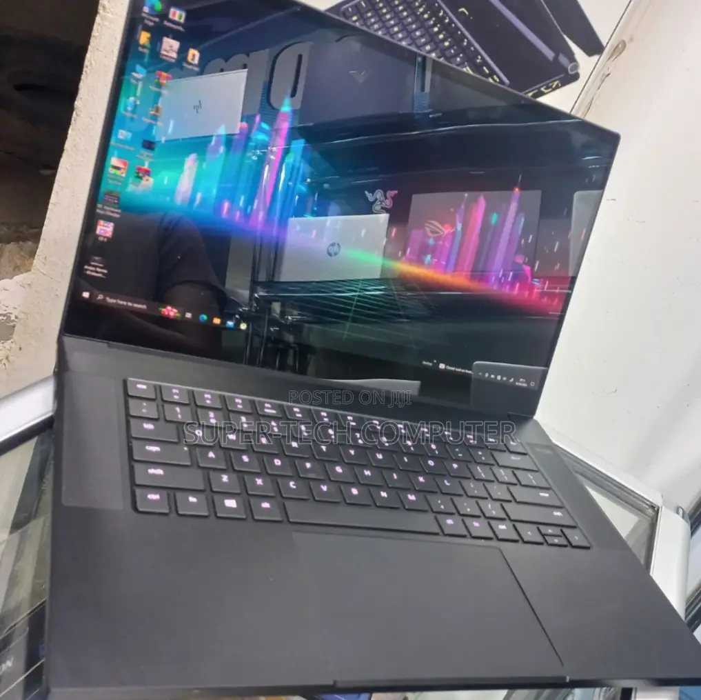 New Laptop Razer Blade 32GB Intel Core I9 SSD 1T