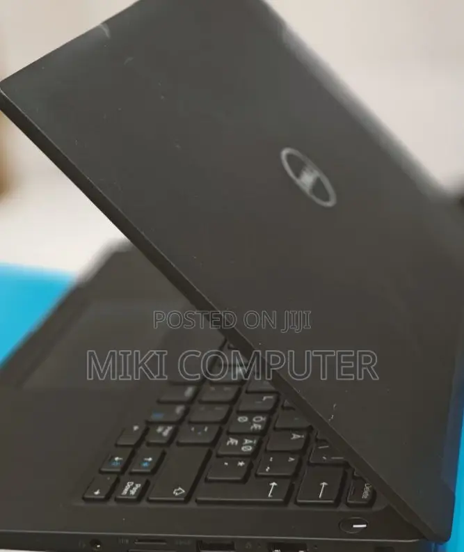 New Laptop Dell Latitude 5310 8GB Intel Core I7 SSD 256GB