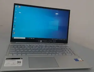New Laptop HP Pavilion 15 12GB Intel Core I5 SSD 512GB