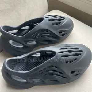 Adidas Yezzy Foam Runner  High Master Quality Luxury