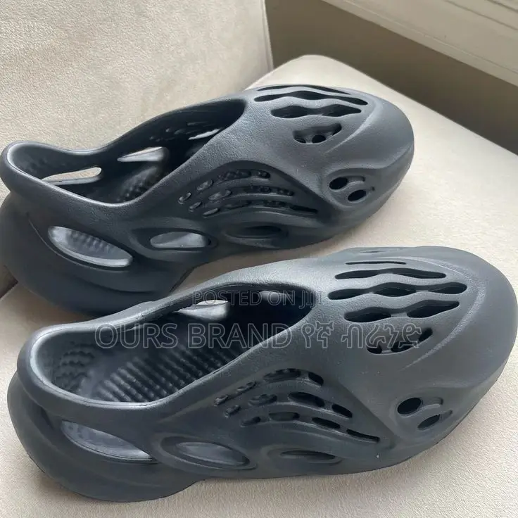 Adidas Yezzy Foam Runner  High Master Quality Luxury