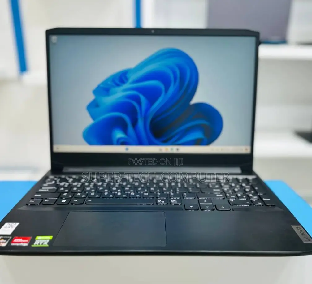New Laptop Lenovo IdeaPad U550 16GB AMD Ryzen 5 SSD 512GB