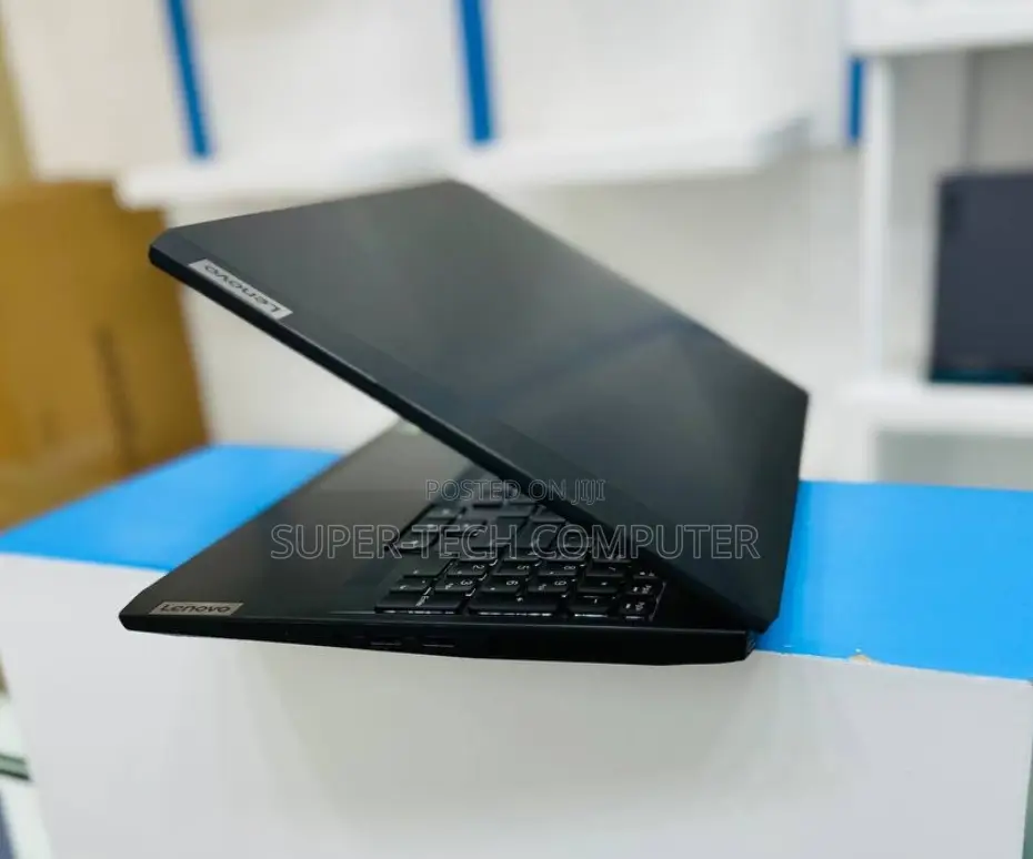 New Laptop Lenovo IdeaPad U550 16GB AMD Ryzen 5 SSD 512GB