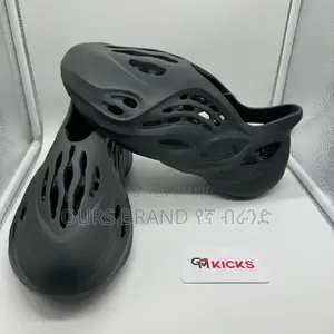 Photo - Adidas Yezzy Foam Runner  High Master Quality Luxury