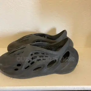 Adidas Yezzy Foam Runner  High Master Quality Luxury