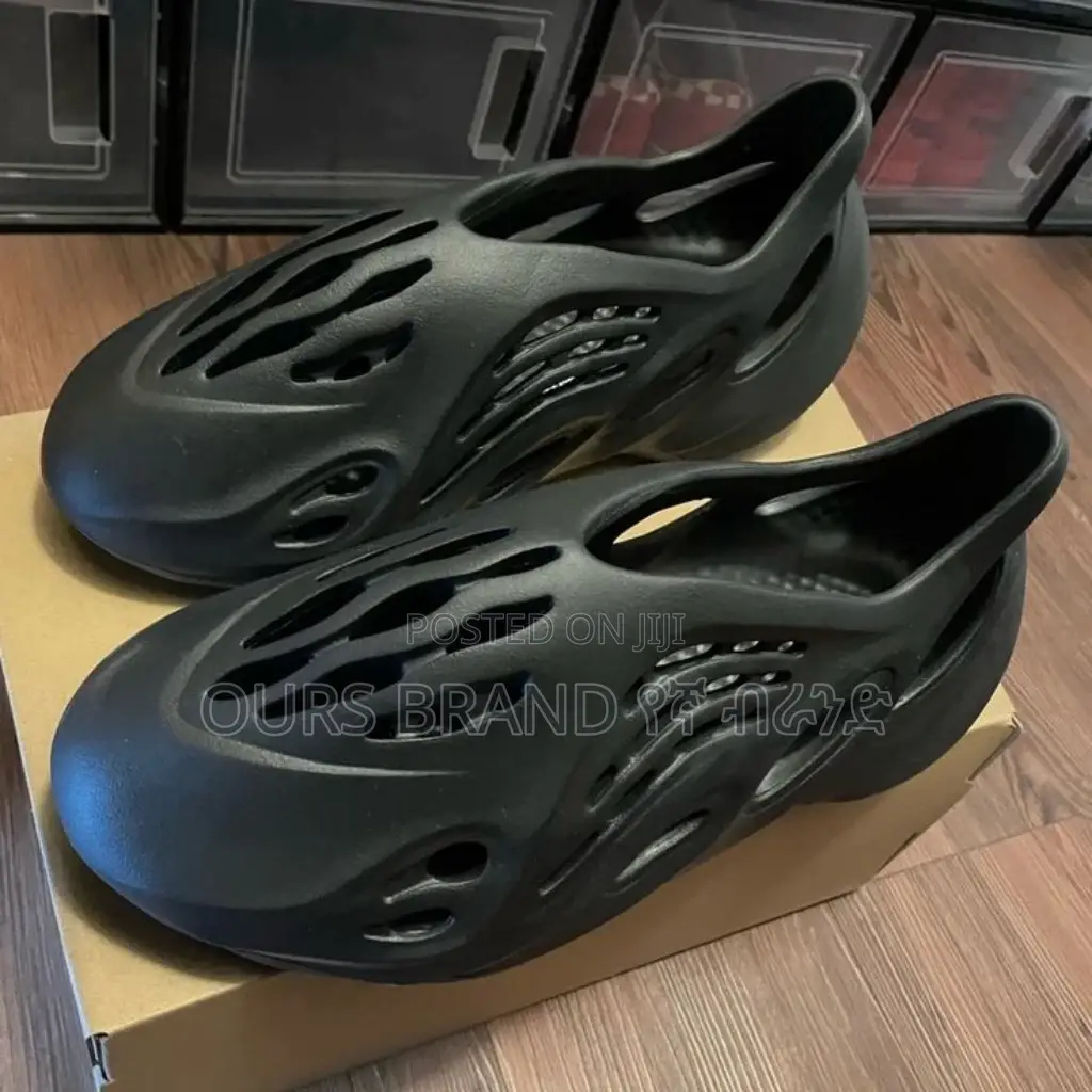 Adidas Yezzy Foam Runner  High Master Quality Luxury