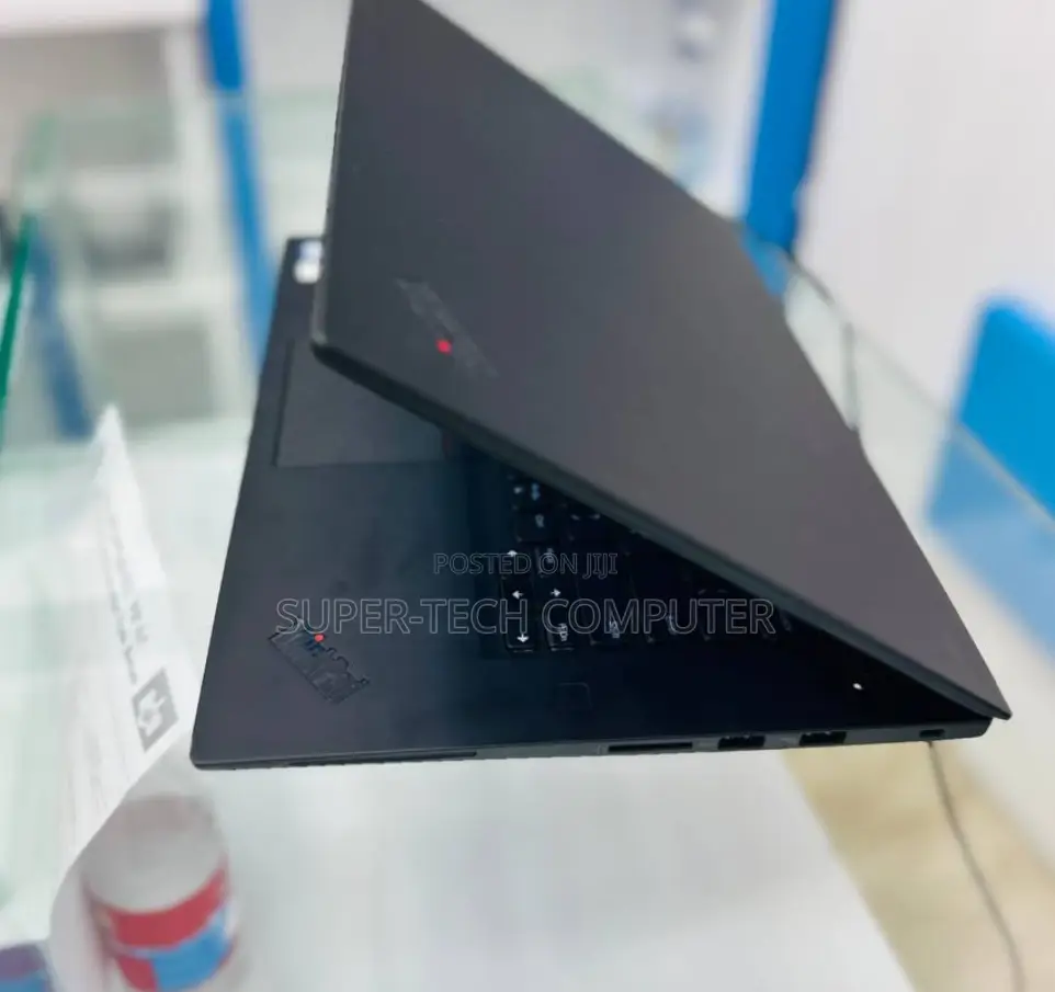 New Laptop Lenovo ThinkPad X1 16GB Intel Core I7 SSD 512GB
