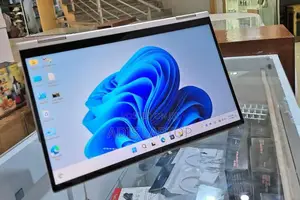 Photo - New Laptop Lenovo Yoga 950i 16GB Intel Core I7 SSD 512GB