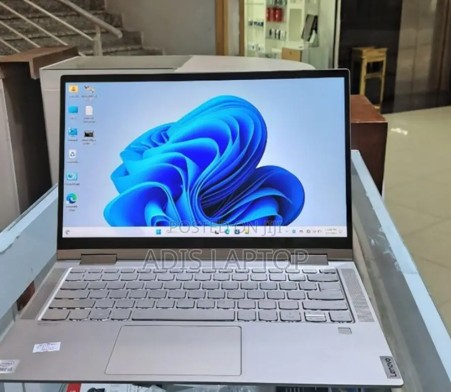 New Laptop Lenovo Yoga 950i 16GB Intel Core I7 SSD 512GB