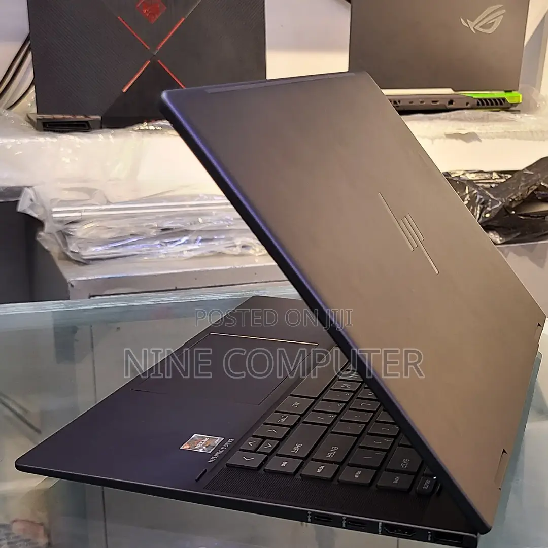 New Laptop HP Envy X360 8GB AMD Ryzen 5 SSD 512GB