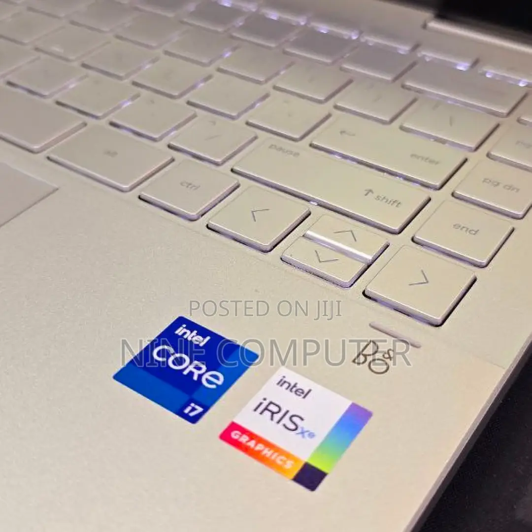 New Laptop HP Pavilion X360 16GB Intel Core I7 SSD 512GB