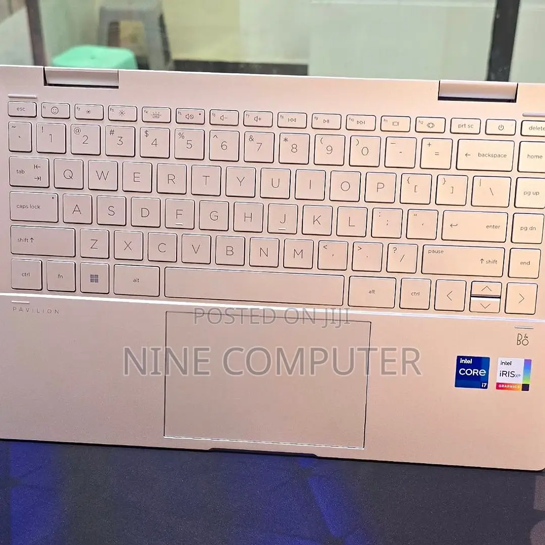 New Laptop HP Pavilion X360 16GB Intel Core I7 SSD 512GB