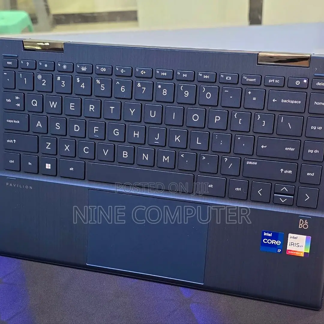 New Laptop HP Pavilion X360 14 8GB Intel Core I7 SSD 512GB