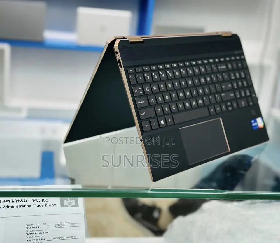 New Laptop HP Spectre 14 16GB Intel Core I7 SSD 512GB