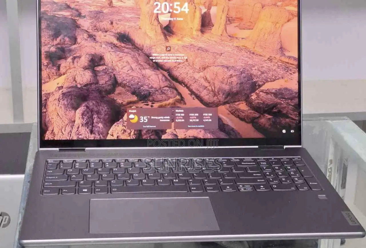 New Laptop Lenovo Yoga 950i 16GB Intel Core I5 SSD 512GB