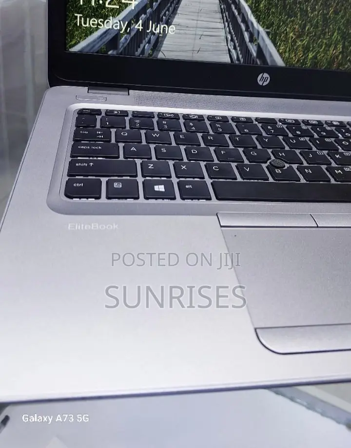 New Laptop HP EliteBook 840 8GB Intel Core I7 SSD 500GB