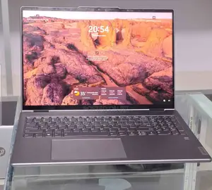 New Laptop Lenovo Yoga 910 16GB Intel Core I5 SSD 512GB
