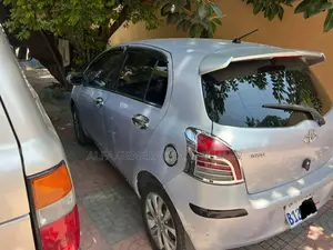 Toyota Yaris 2009 Silver