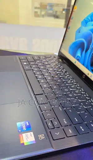 New Laptop HP Pavilion 15 8GB Intel Core I7 SSD 512GB