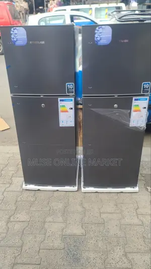 Superclass Refrigerator 200