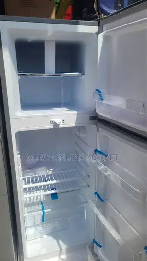 Superclass Refrigerator 200