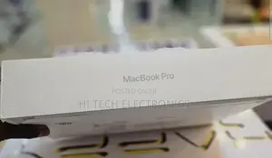 New Laptop Apple MacBook Pro 2022 M2 16GB Apple M2 SSD 512GB