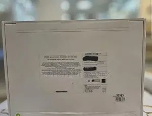 New Laptop Apple MacBook Pro 2022 M2 16GB Apple M2 SSD 512GB