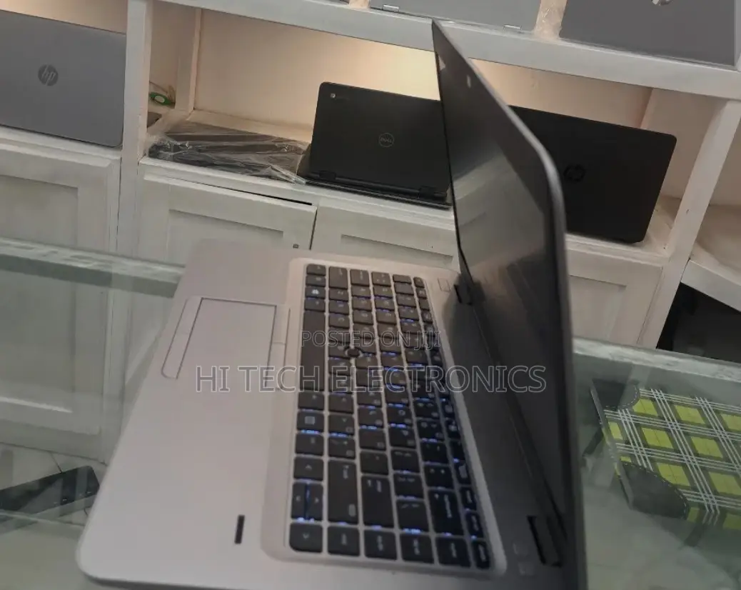 New Laptop HP EliteBook 840 8GB AMD SSD 256GB