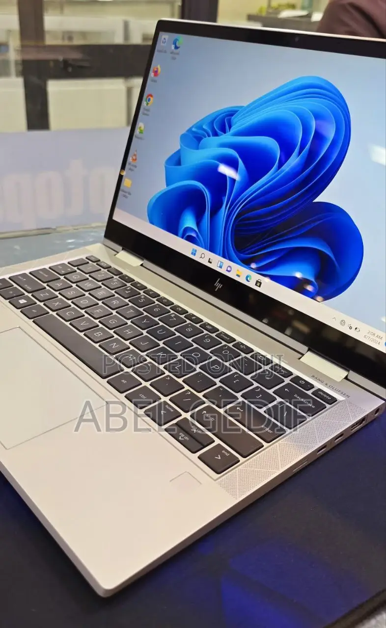 New Laptop HP EliteBook 840 G8 8GB Intel Core I7 SSD 512GB