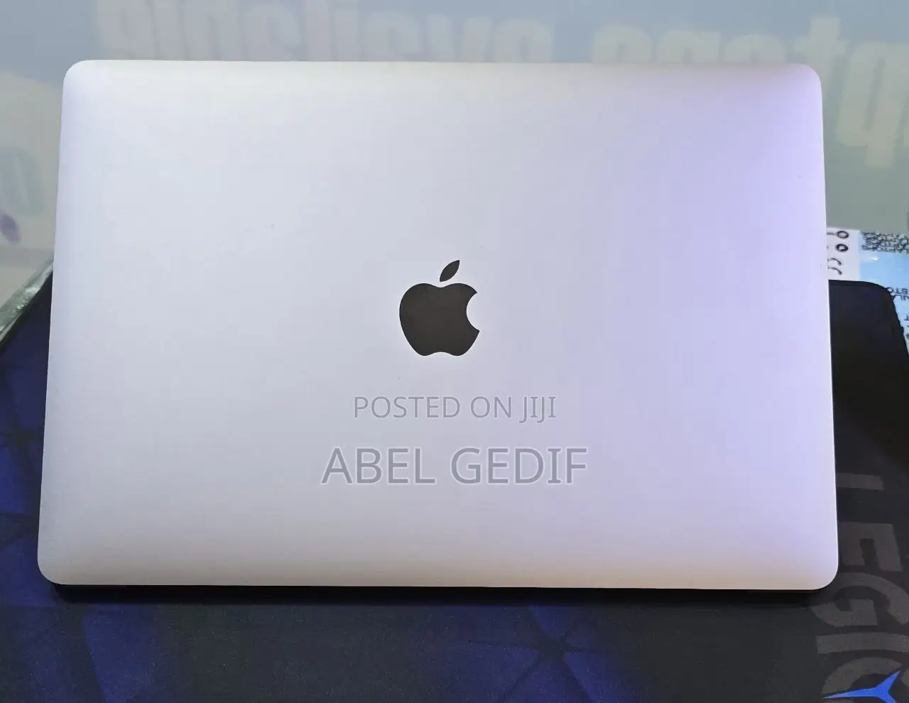 New Laptop Apple MacBook 2020 16GB Intel Core I7 SSD 512GB