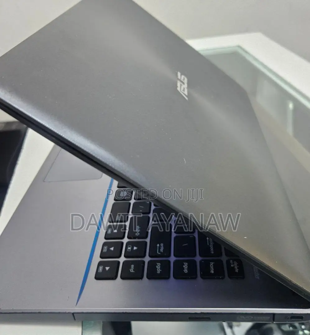 New Laptop Asus 12GB Intel Core I3 HDD 500GB