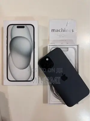 New Apple iPhone 15 128 GB Black