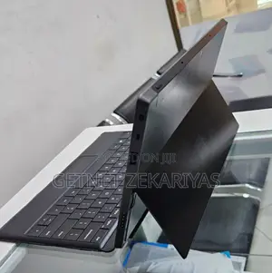 New Laptop Microsoft Surface 2GB SSD 32GB