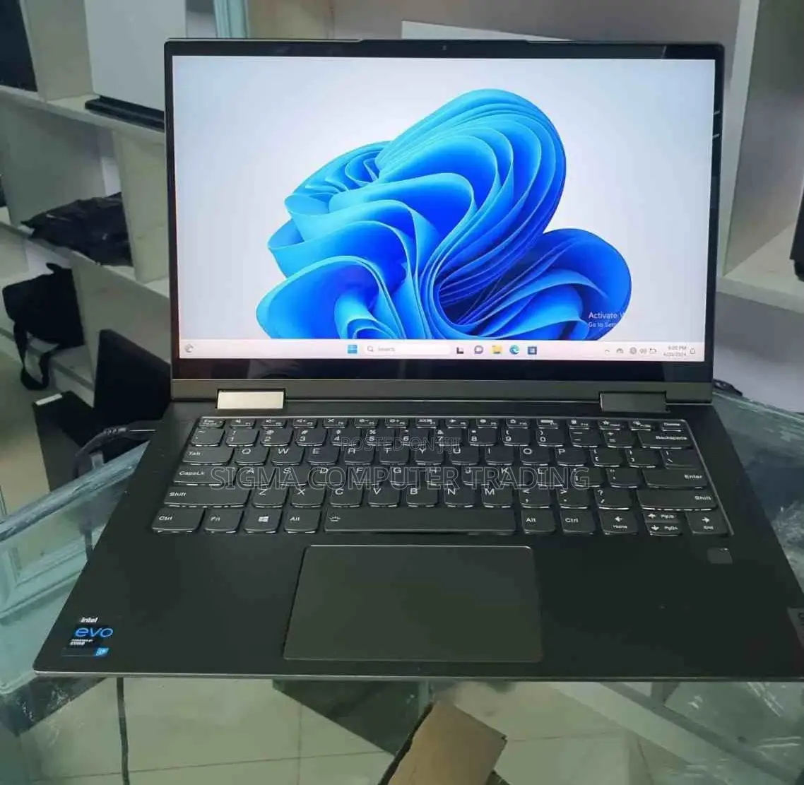 New Laptop Lenovo ThinkPad Yoga 12GB Intel Core I5 SSD 512GB