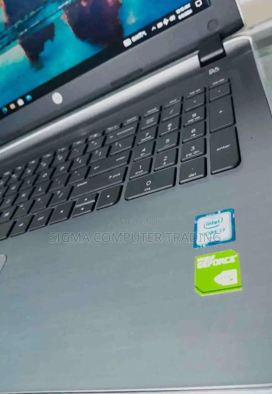 New Laptop HP Pavilion 15 8GB Intel Core I7 HDD 1T