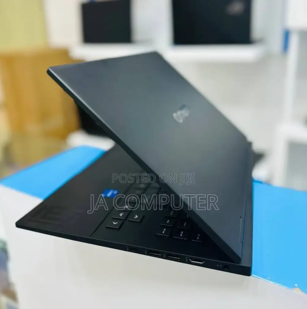New Laptop HP Omen 16 16GB Intel Core I5 SSD 512GB